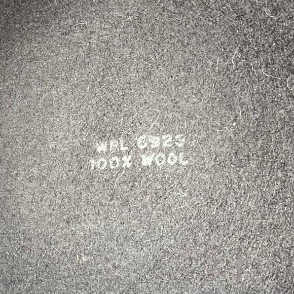 Vintage Black hat bell shape with sequins 4” Height 2" brim 100% wool - Picture 11 of 11